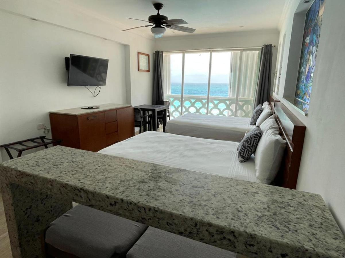 Capitan Suites Sea View Cancun Exterior photo